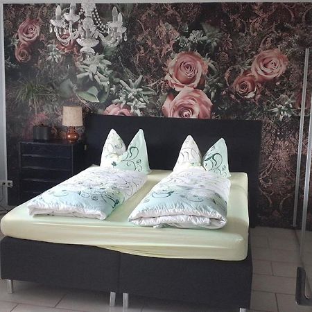 Bauernhof Privatzimmer Hortus Sandrine Gemeinschaftsbad Free Wifi Hausbreitenbach Extérieur photo